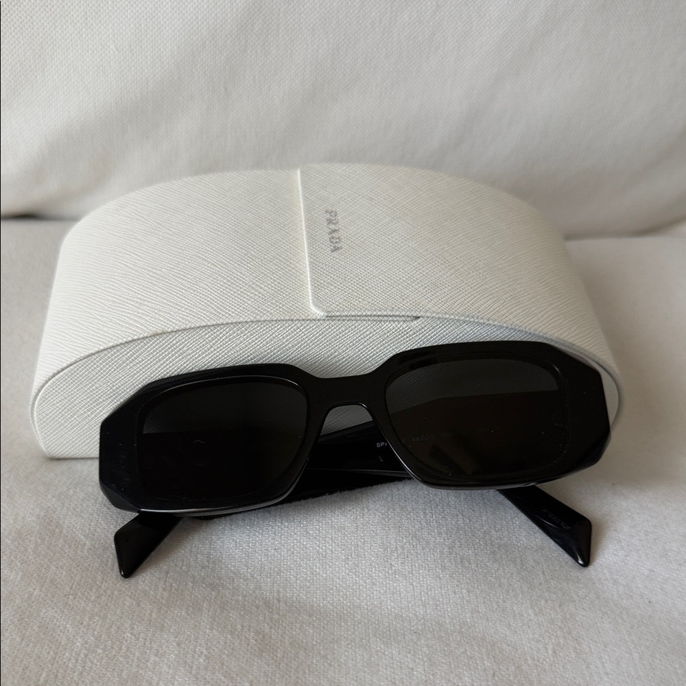 Prada Black Sunglasses PR 17WS